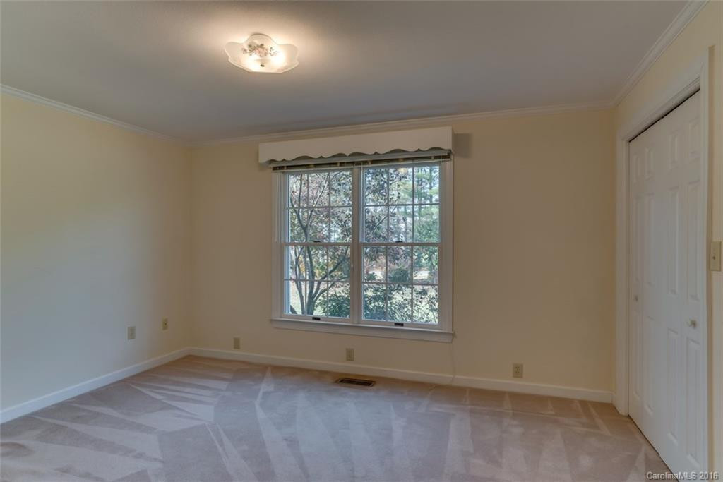 117 Spring Lake Drive - Photo 15