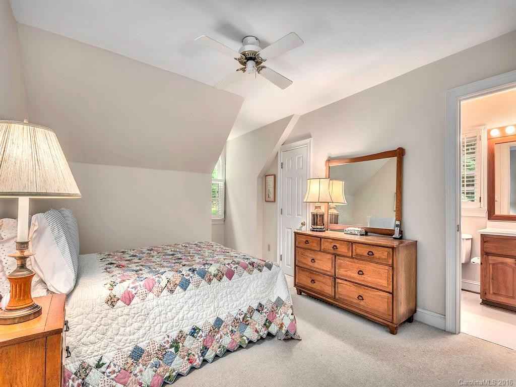 109 Scenic Drive - Photo 14