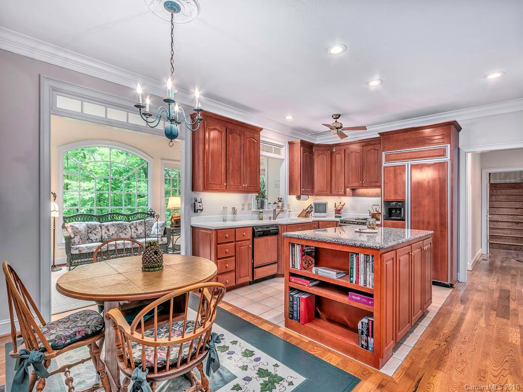 109 Scenic Drive - Photo 5