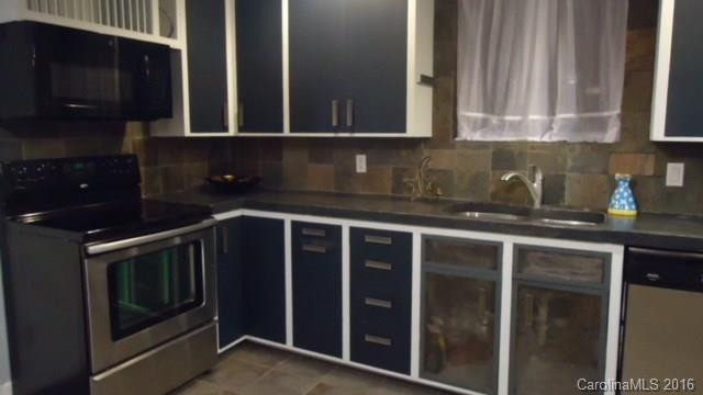 1045 Mountain View Street - Photo 4