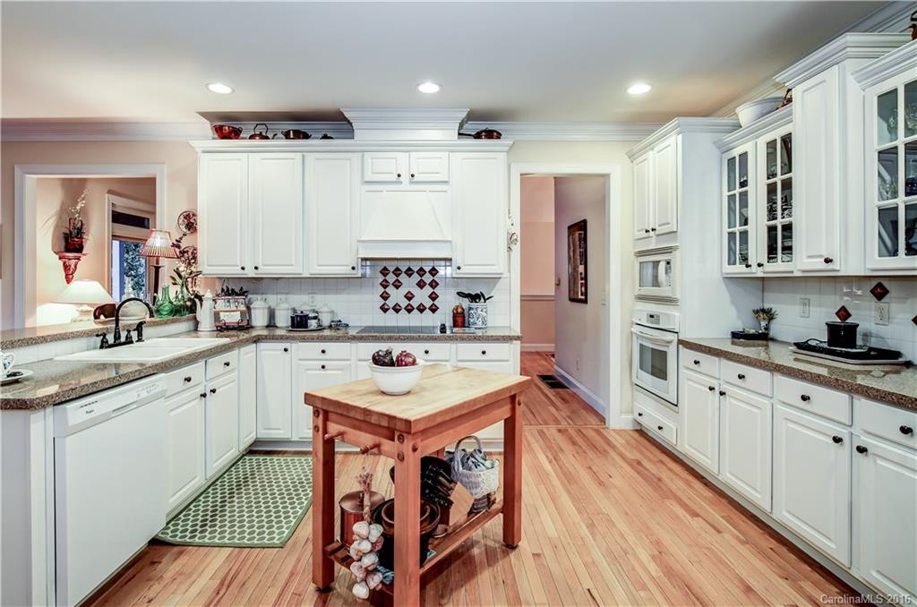 1243 Cove Road - Photo 11