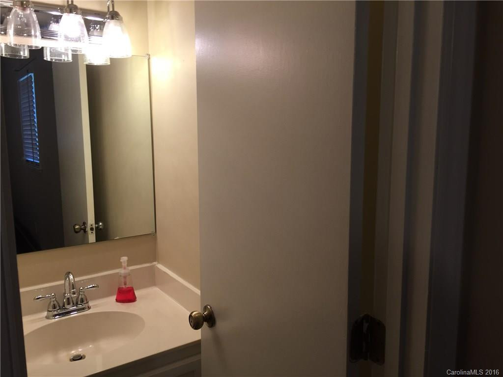 275 Carolina Avenue - Photo 11