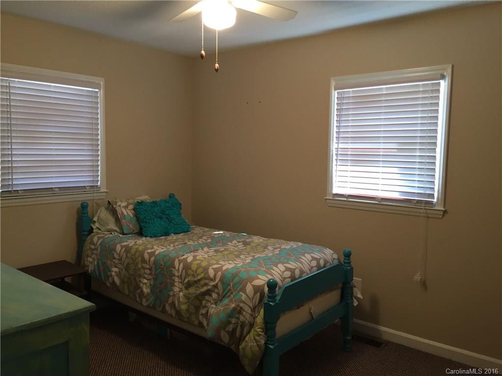 275 Carolina Avenue - Photo 13
