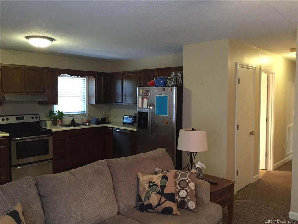 275 Carolina Avenue - Photo 7