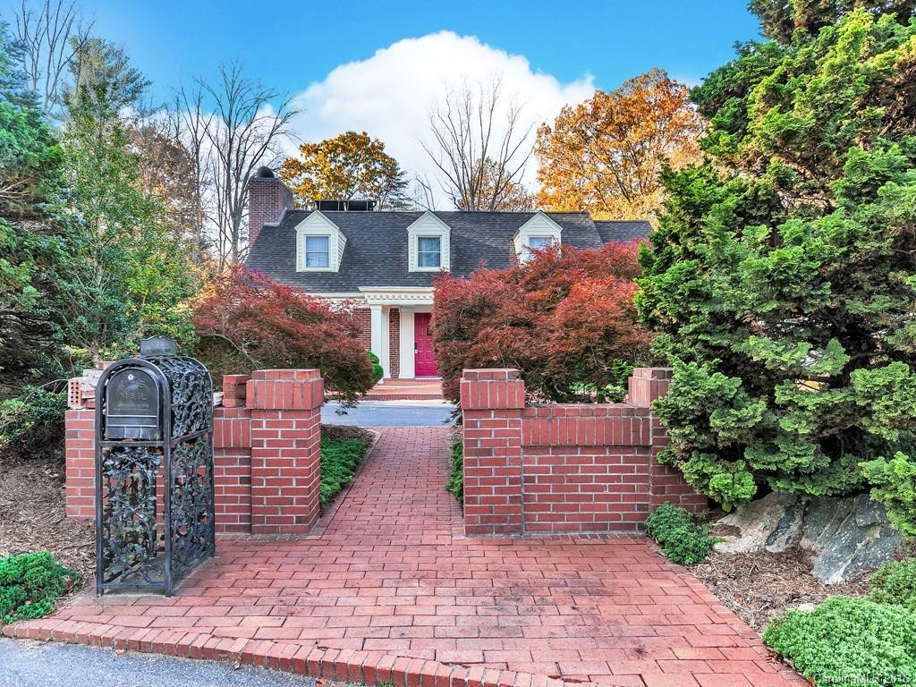 32 Pine Tree Circle - Photo 2