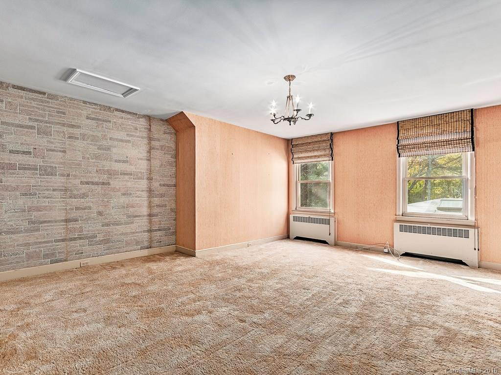 32 Pine Tree Circle - Photo 17