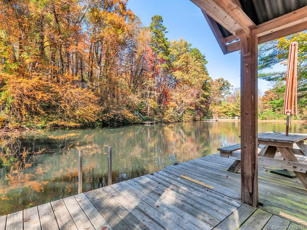 32 Pine Tree Circle - Photo 22