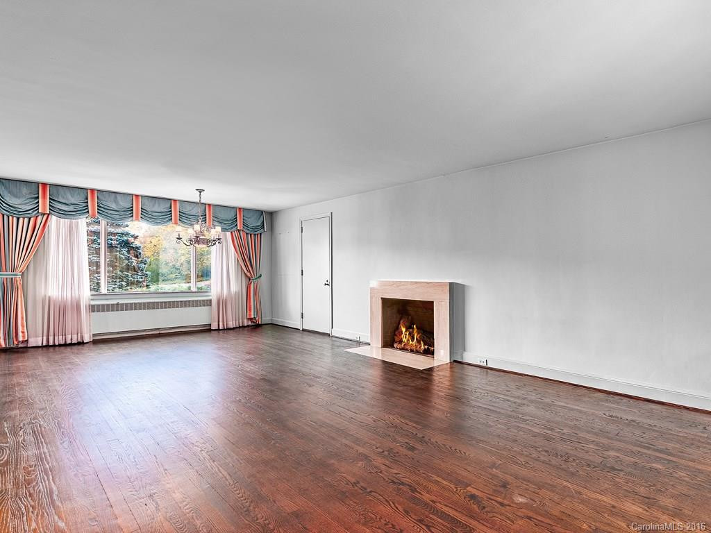 32 Pine Tree Circle - Photo 4