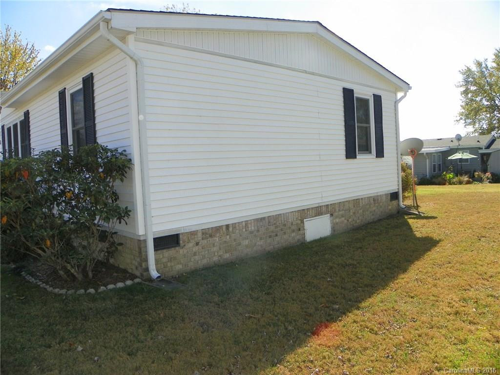 221 Cranbrook Circle #19 - Photo 2