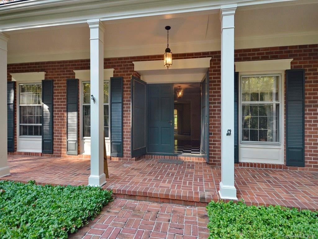 129 Stuyvesant Road - Photo 2