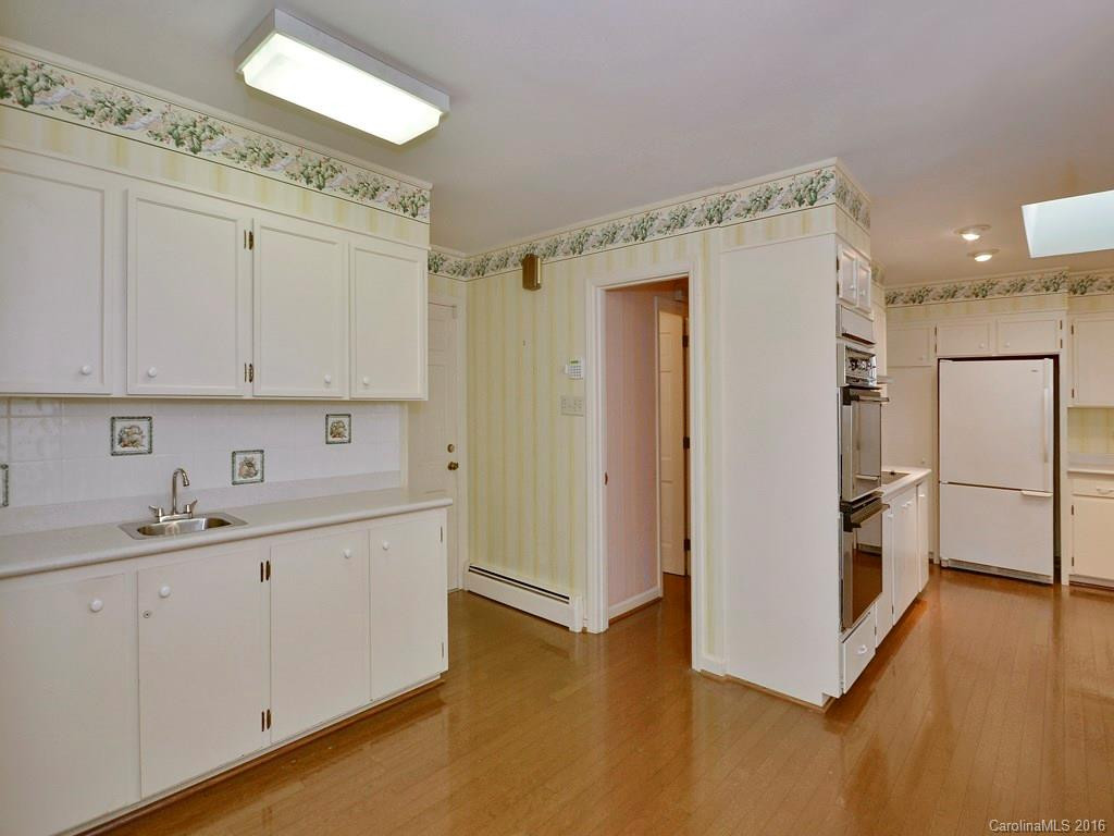 129 Stuyvesant Road - Photo 8