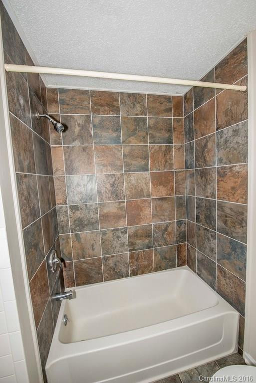 103 Scottlynn Court - Photo 11