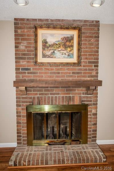 103 Scottlynn Court - Photo 6