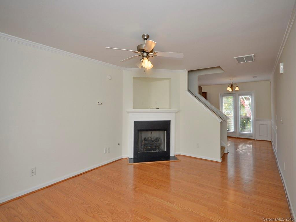 48 Amersham Lane #D-20 - Photo 2