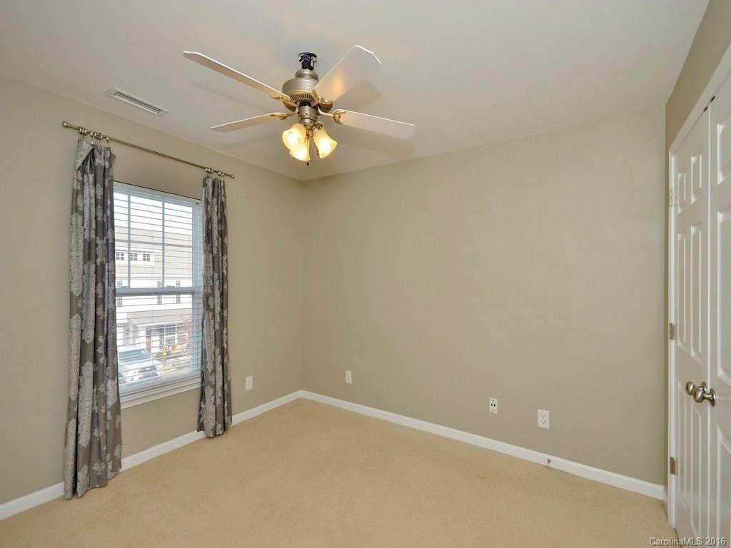 48 Amersham Lane #D-20 - Photo 14