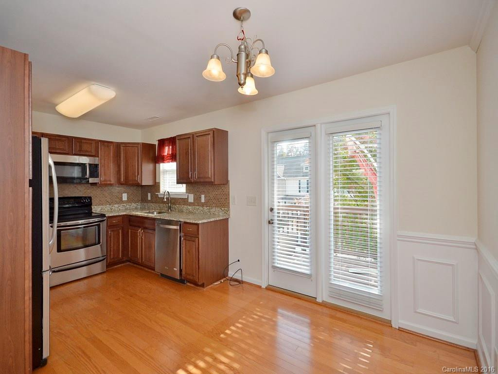 48 Amersham Lane #D-20 - Photo 4