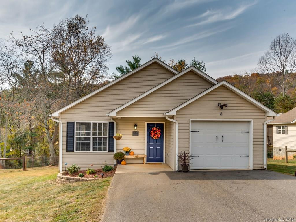 8 High Mountain Lane