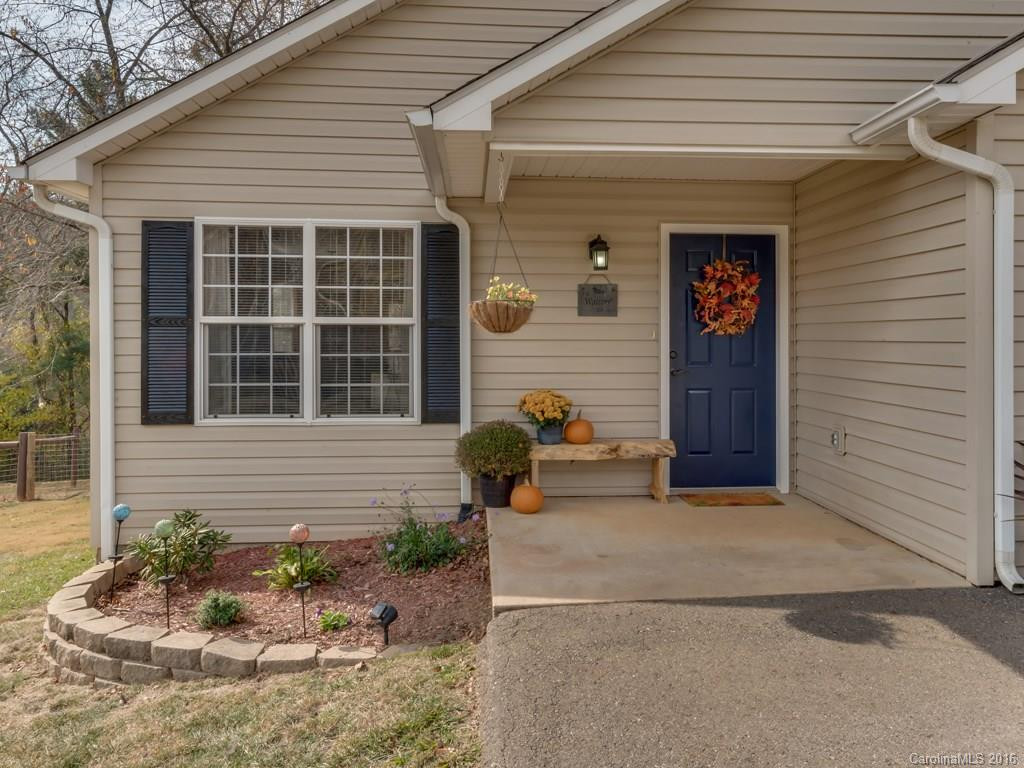 8 High Mountain Lane - Photo 2