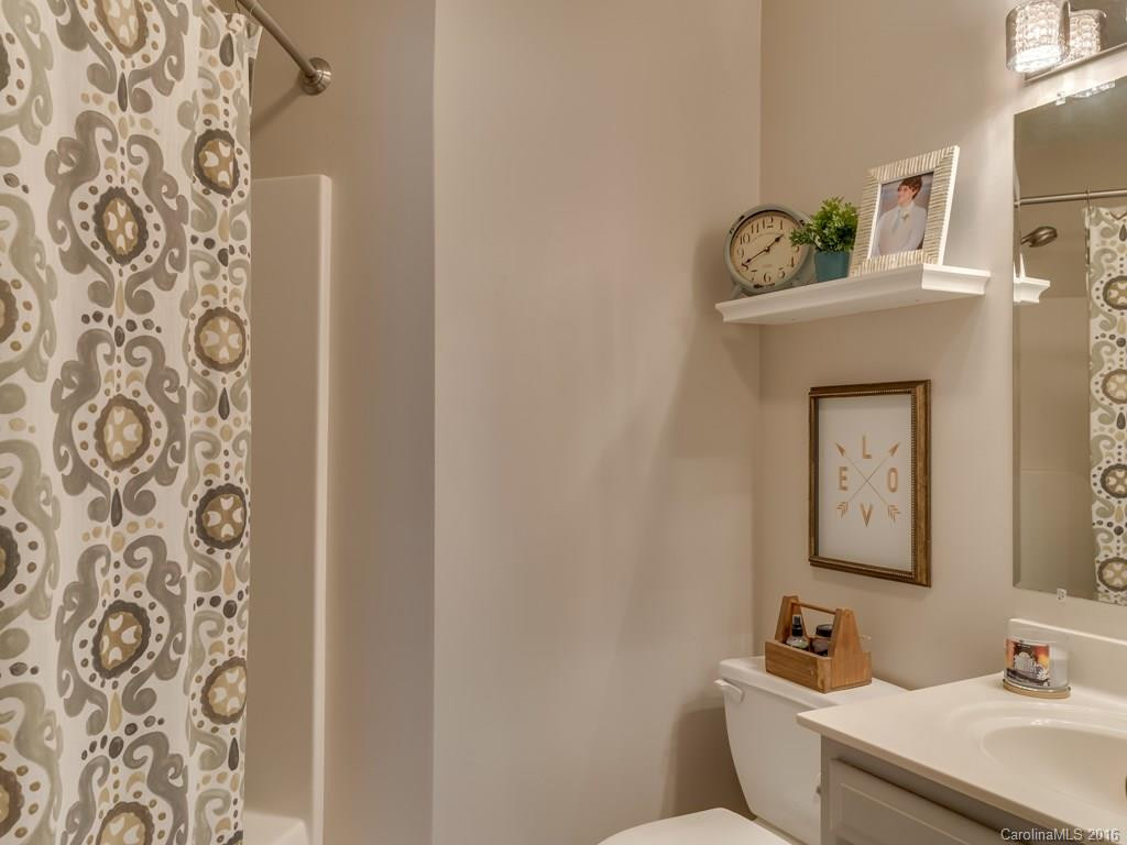 8 High Mountain Lane - Photo 16