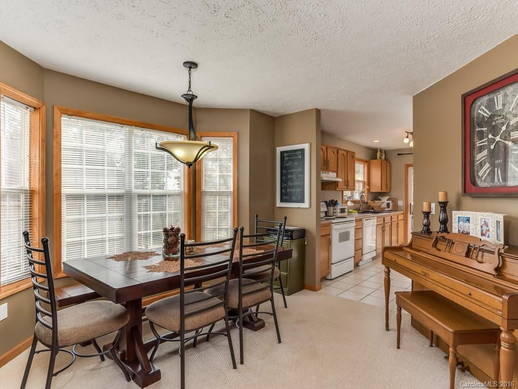 8 High Mountain Lane - Photo 5
