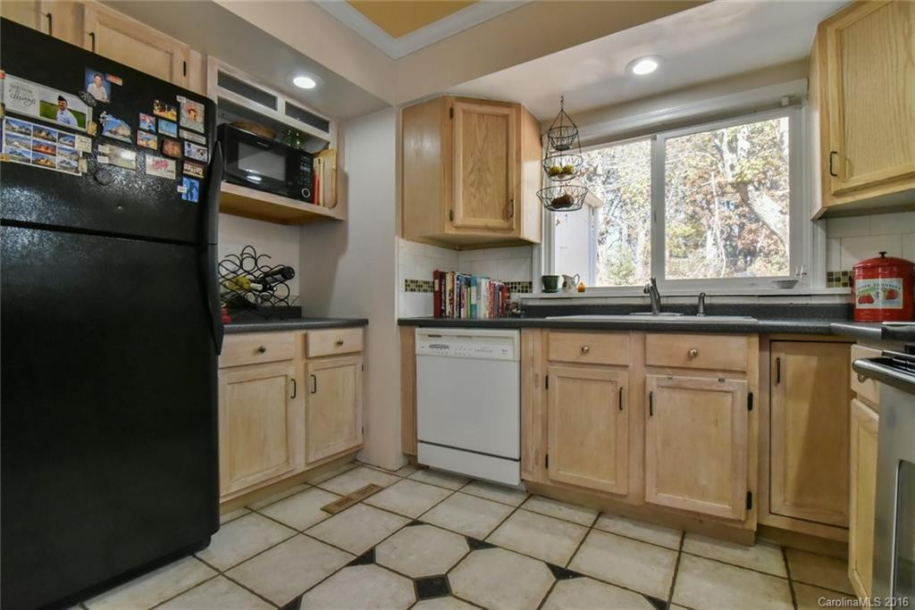 9 Old Starnes Cove Road - Photo 16