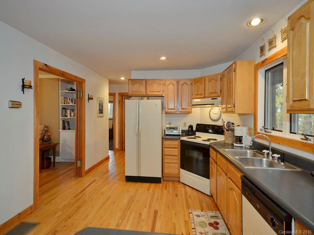 82 Cherokee Trail - Photo 3