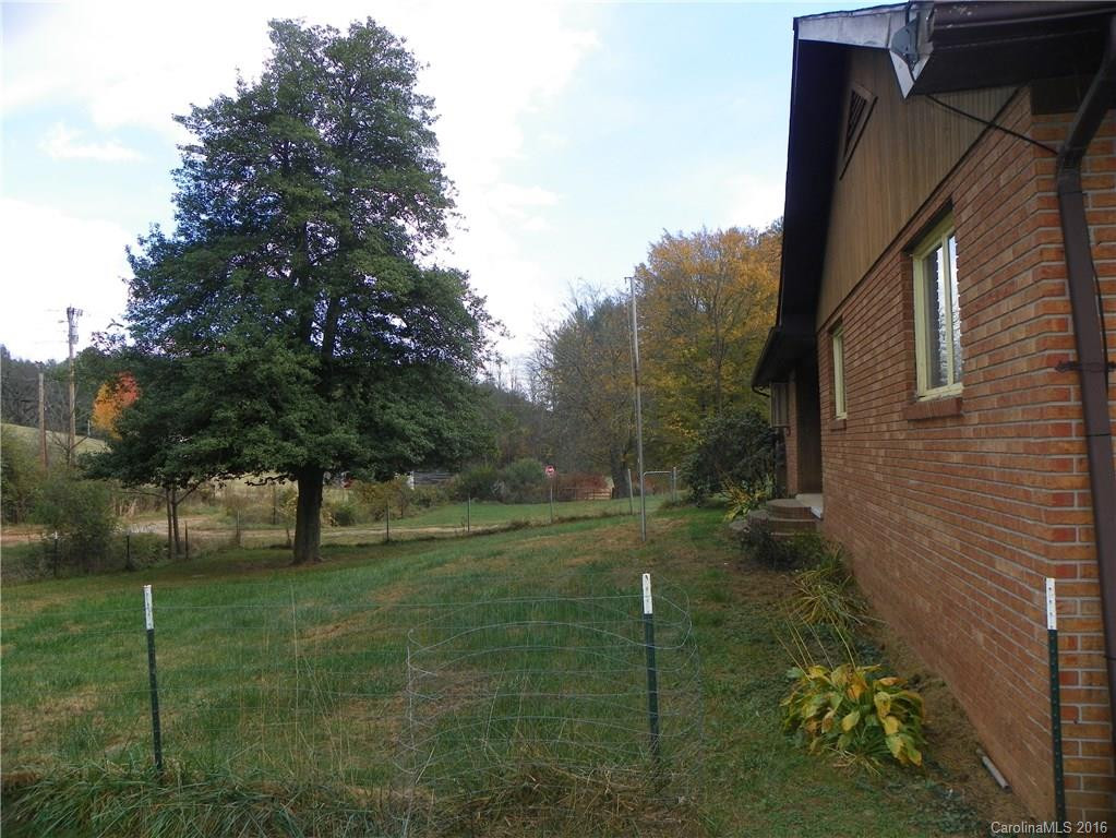775 Piney Knob Road - Photo 13