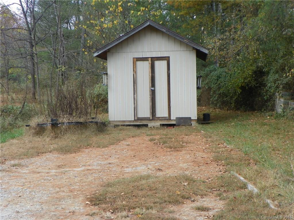 775 Piney Knob Road - Photo 16