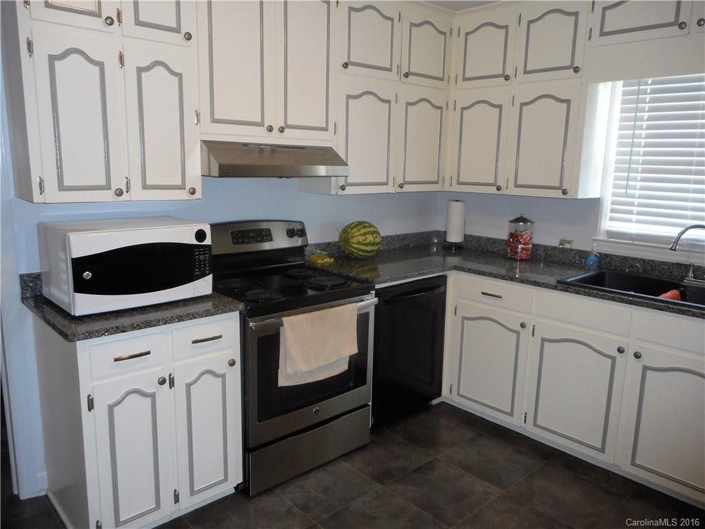 161 Columbus Drive - Photo 10
