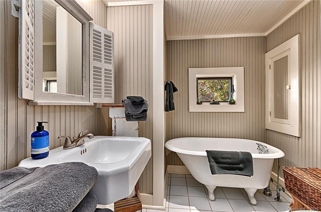 290 Winterberry Drive - Photo 14