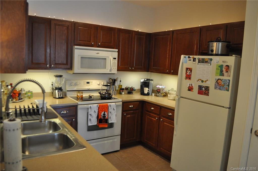 424 Appeldoorn Circle #424 - Photo 10