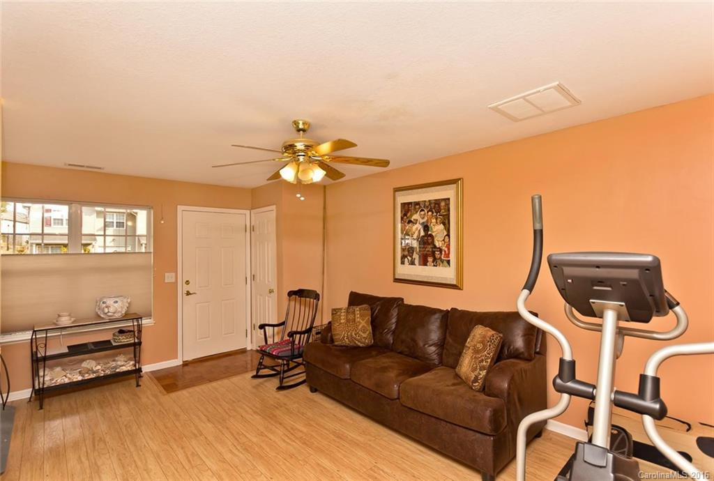 115 Stafford Court #115 - Photo 3