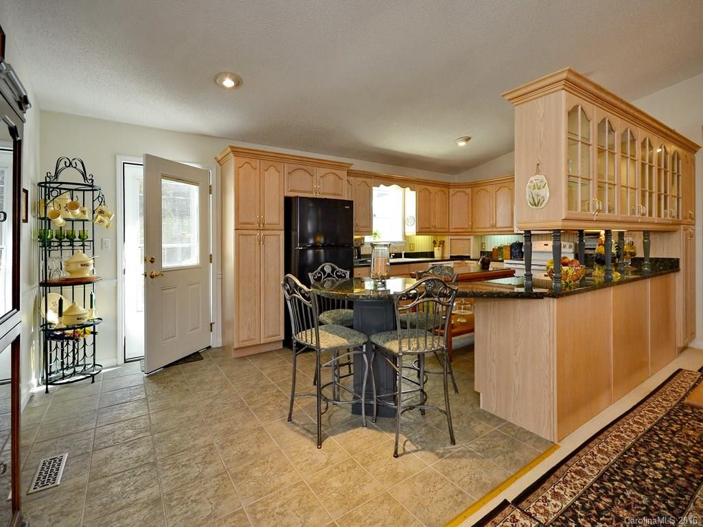71 Reserve Drive - Photo 6