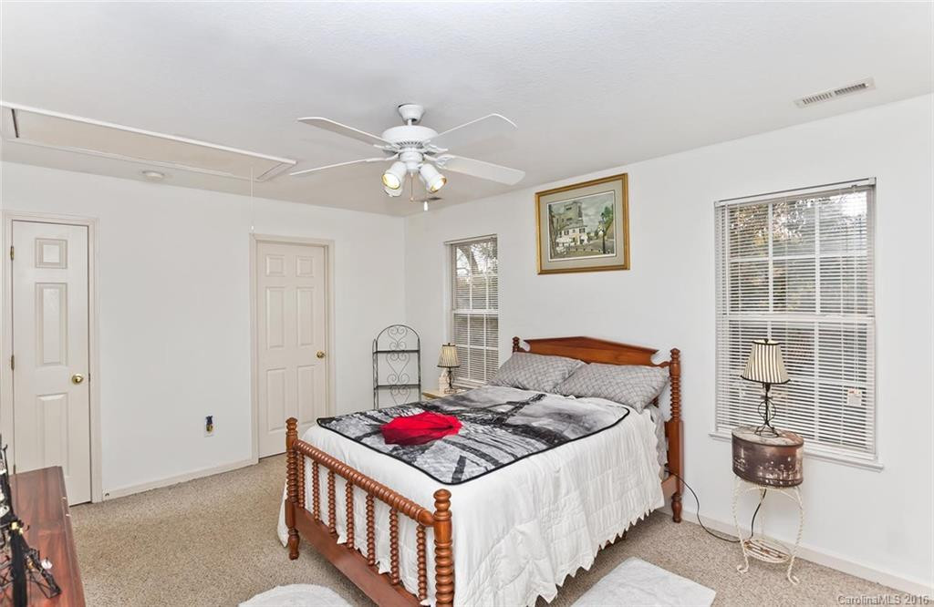 113 Stafford Court #113 - Photo 15