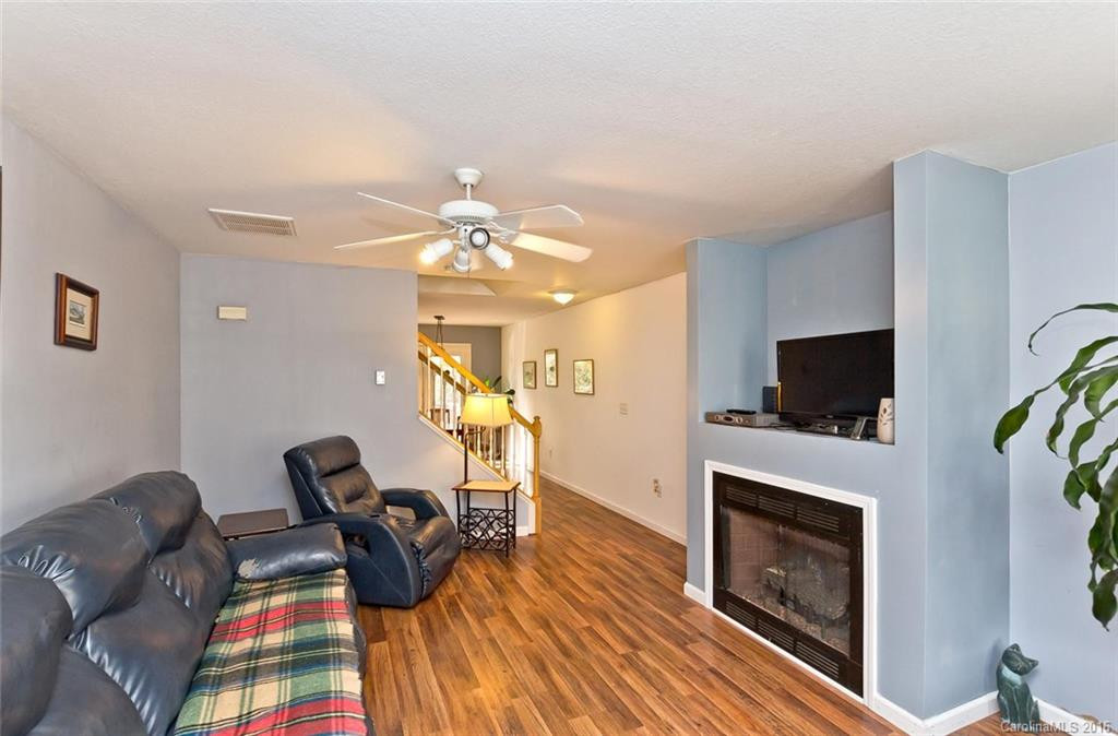 113 Stafford Court #113 - Photo 4