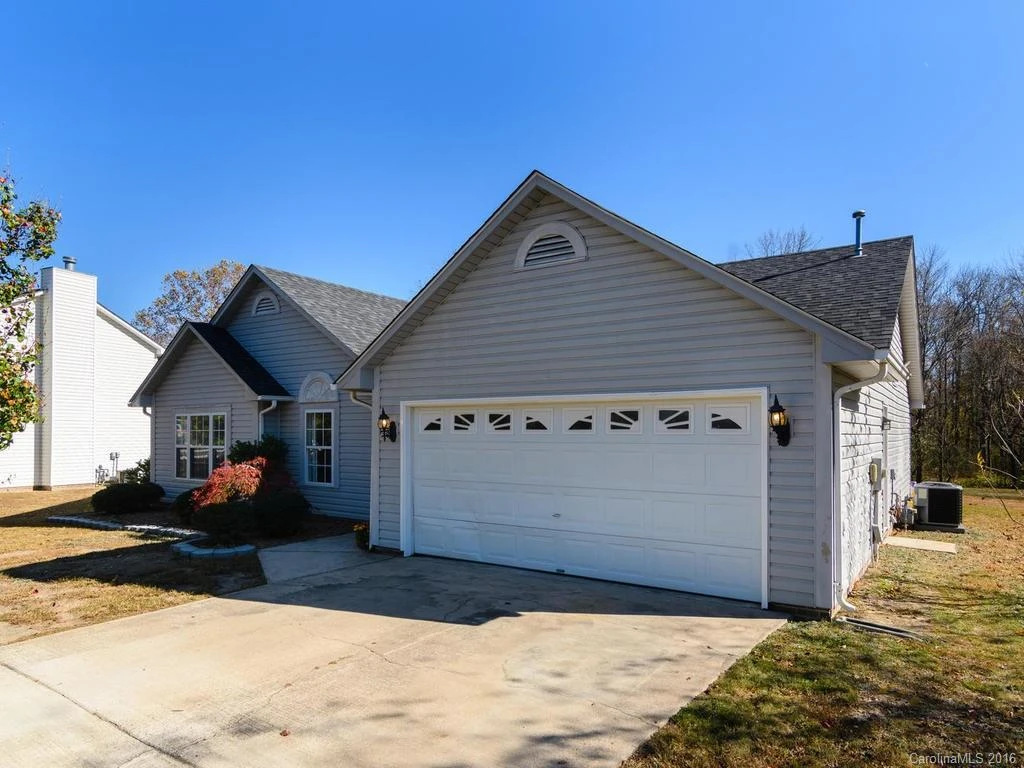 1042 Thorncrest Drive