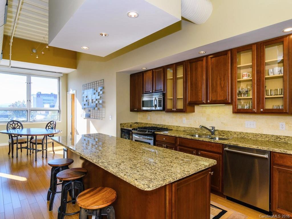 12 Lexington Avenue #409 - Photo 8
