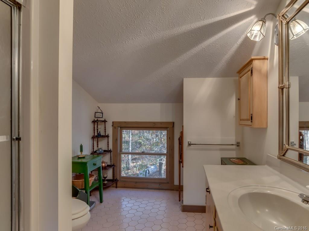 790 Heatherly Heights Road - Photo 13