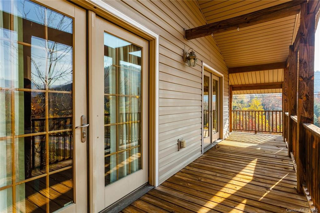 1554 Pisgah Highway - Photo 6
