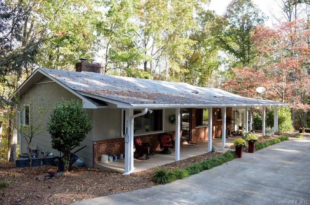 158 Hilltop Lane