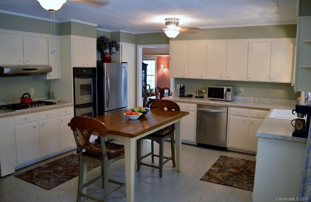 158 Hilltop Lane - Photo 4
