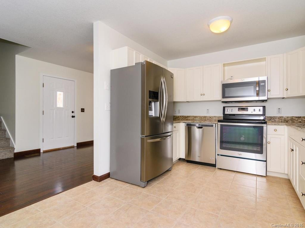 2 Buttonwood Court - Photo 11
