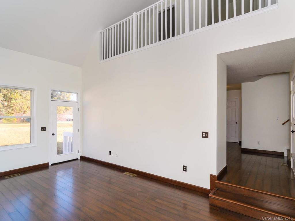 2 Buttonwood Court - Photo 5