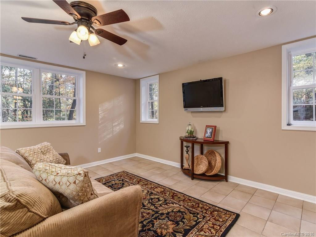 2388 Hebron Road - Photo 17