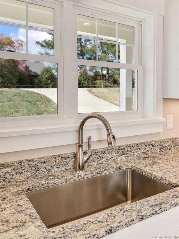 107 Noble Road - Photo 11