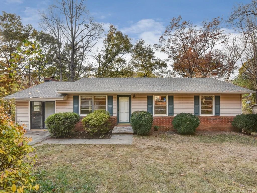 20 Evelake Drive