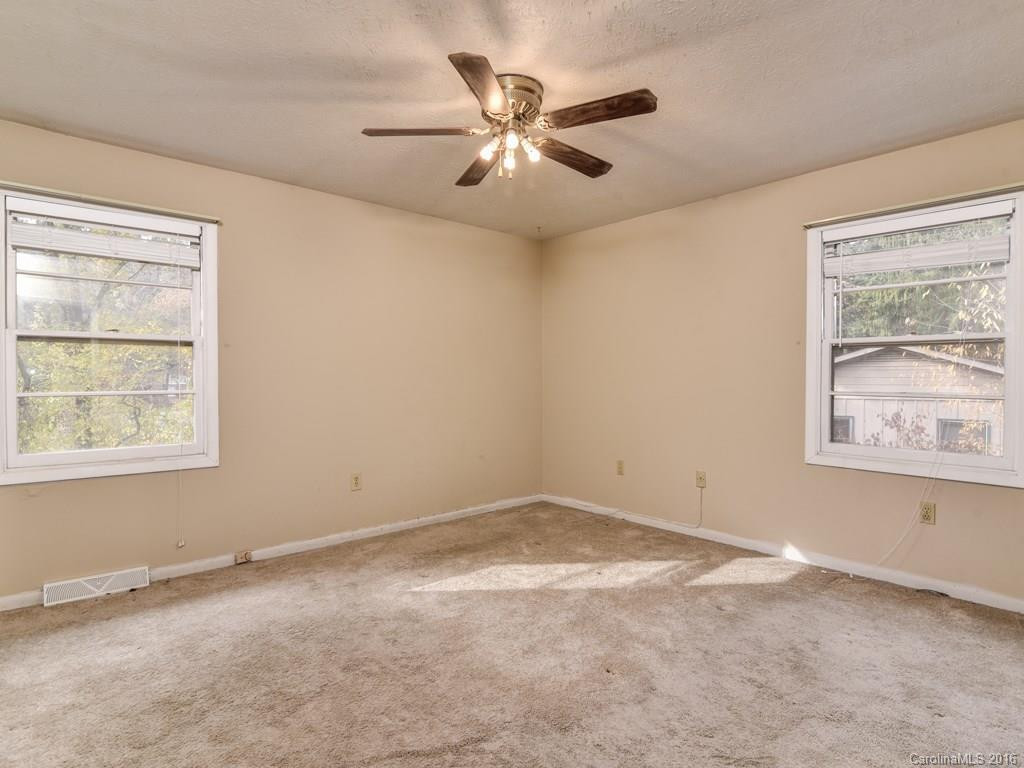 20 Evelake Drive - Photo 11