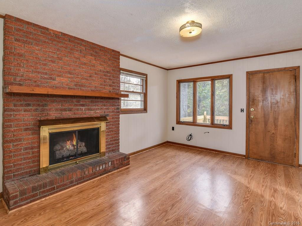 20 Evelake Drive - Photo 4