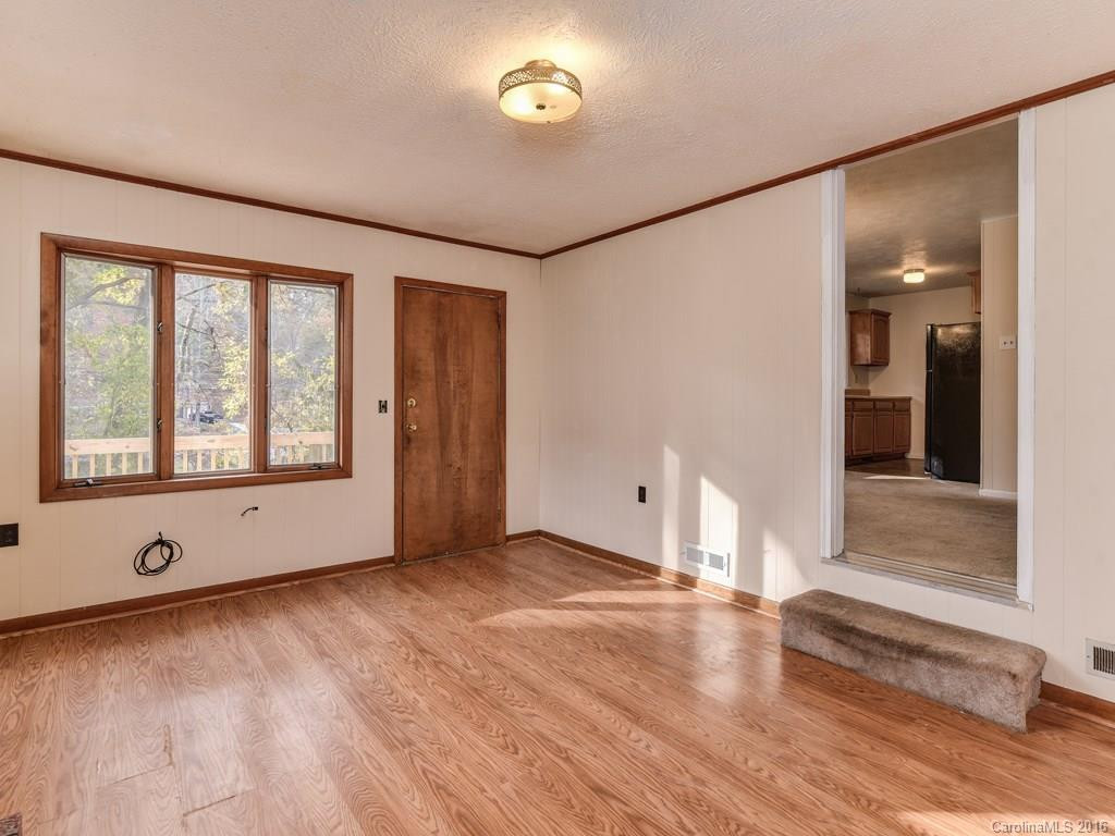 20 Evelake Drive - Photo 5