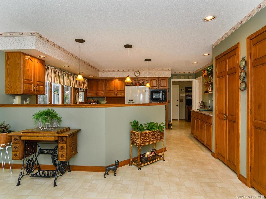 5571 Spring Road - Photo 7